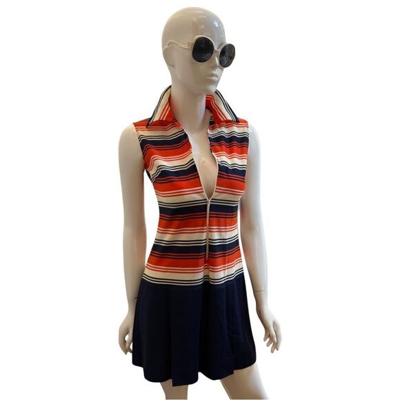 The COOLEST True vintage 1970s Striped Zip Front Pleated Skort Dress - Picture 1 of 12